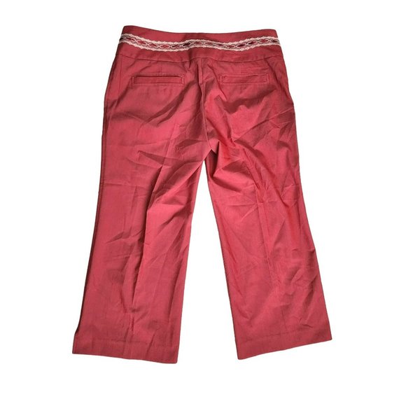 BEBE Women's Lace Detailed Waistband Crop Ankle Pants In Rhubarb Size 4 - Picture 4 of 12